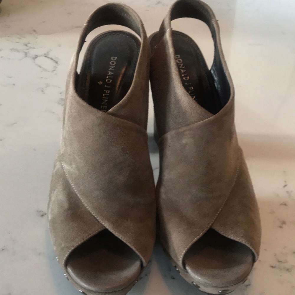 Donald Pliner Platform Sandal